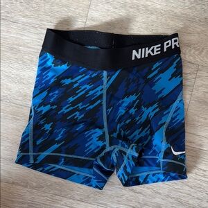 Nike Pro Women shorts